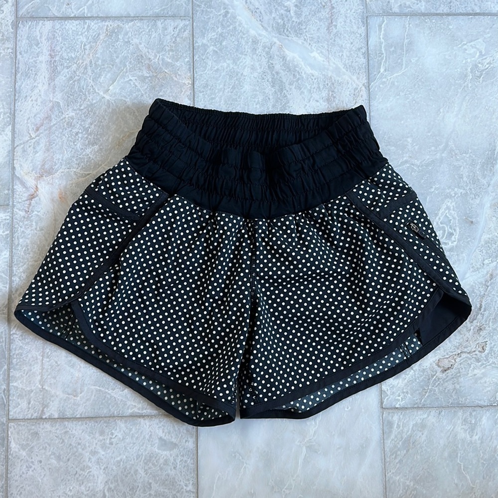 Lululemon Tracker Short (4)